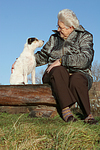 Frau mit Parson Russell Terrier / woman with PRT