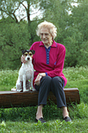 Frau mit Parson Russell Terrier / woman with PRT