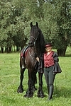 Frau mit Friese / woman and friesian horse